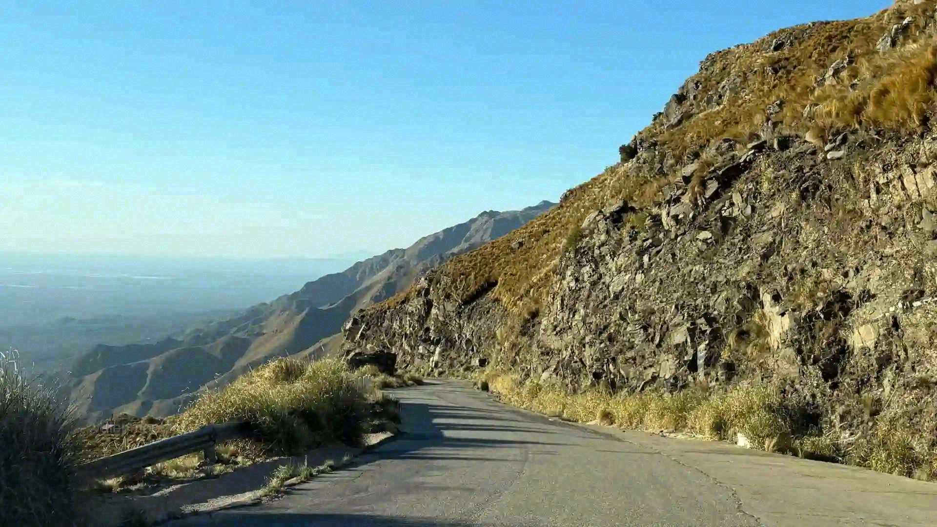 Vistas panoramicas Valle del Conlara desde Filo Serrano Merlo